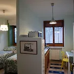 Lirma 4* Чефалу