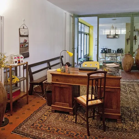 Lirma Bed & Breakfast