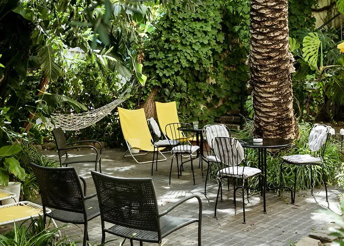 Lirma Bed & Breakfast